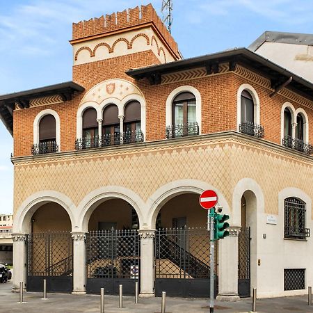 Dolce Rooms Милан Экстерьер фото