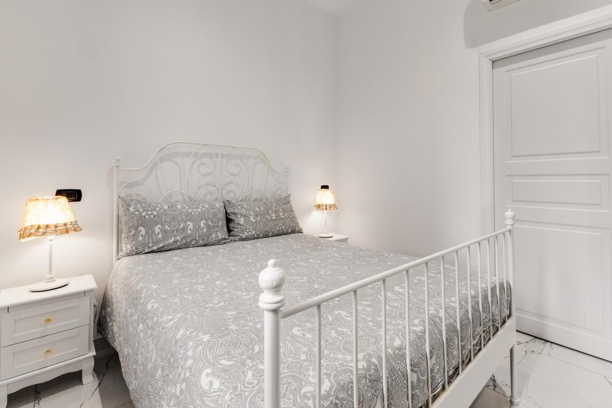 Dolce Rooms Милан Экстерьер фото